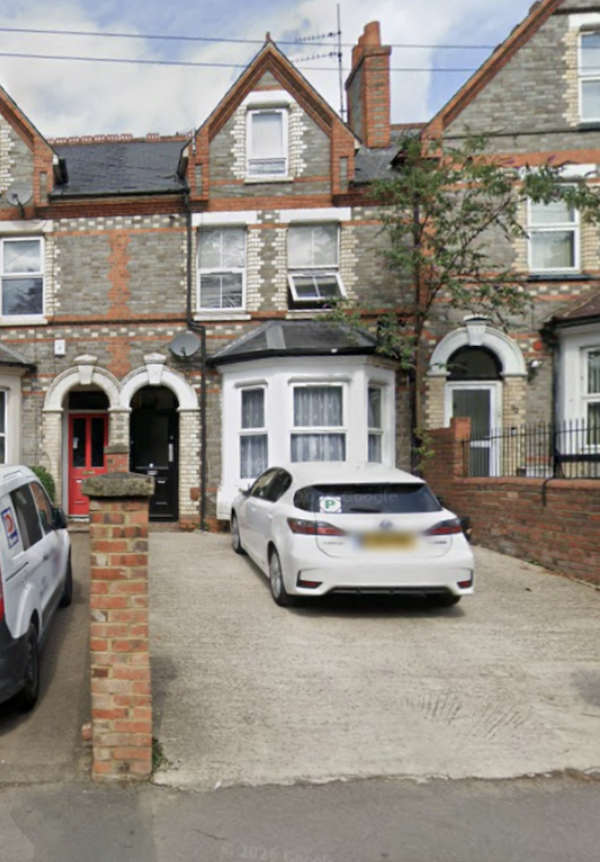UK3 600x862